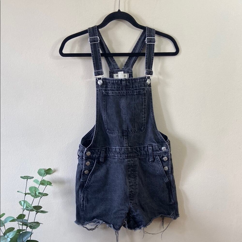 Madewell Adirondack Denim Overalls Shorts Black Distressed Raw Hem Casual Small